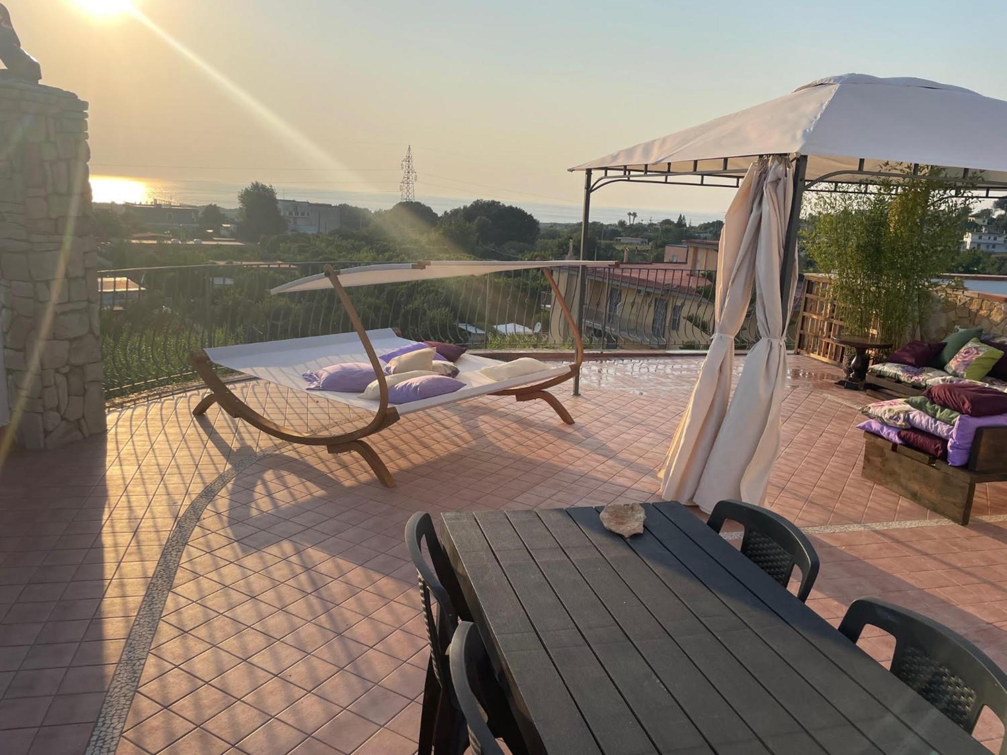 Domus Parva - Villa Con Bio-Piscina, Spa Privata E Appartamenti Panoramici Bacoli Extérieur photo